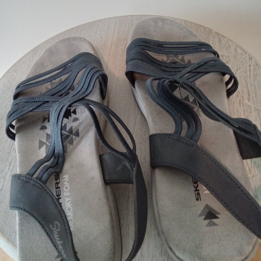 Sketchers  Navy Sandals Size 10 - Picture 4 of 10